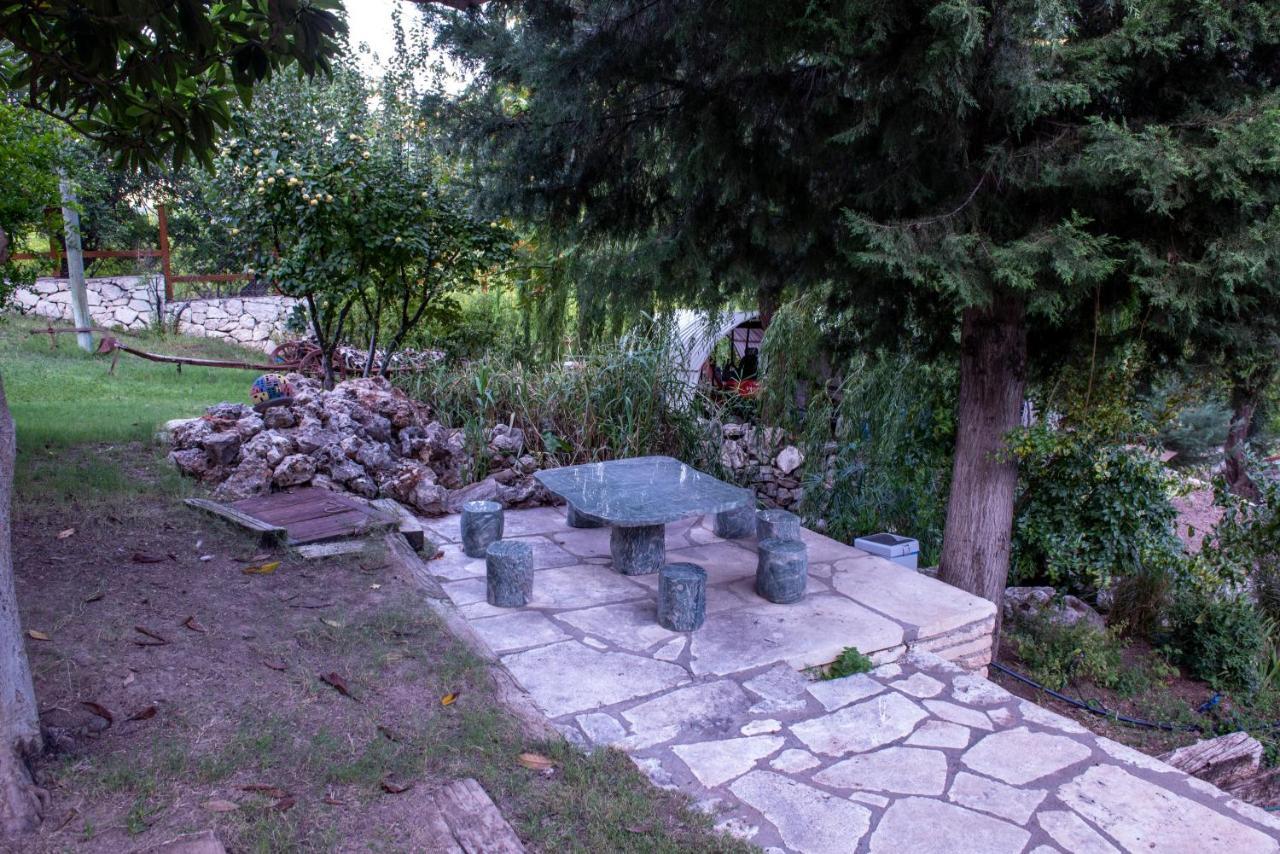 קמר Trinitys Forest Bungalows מראה חיצוני תמונה