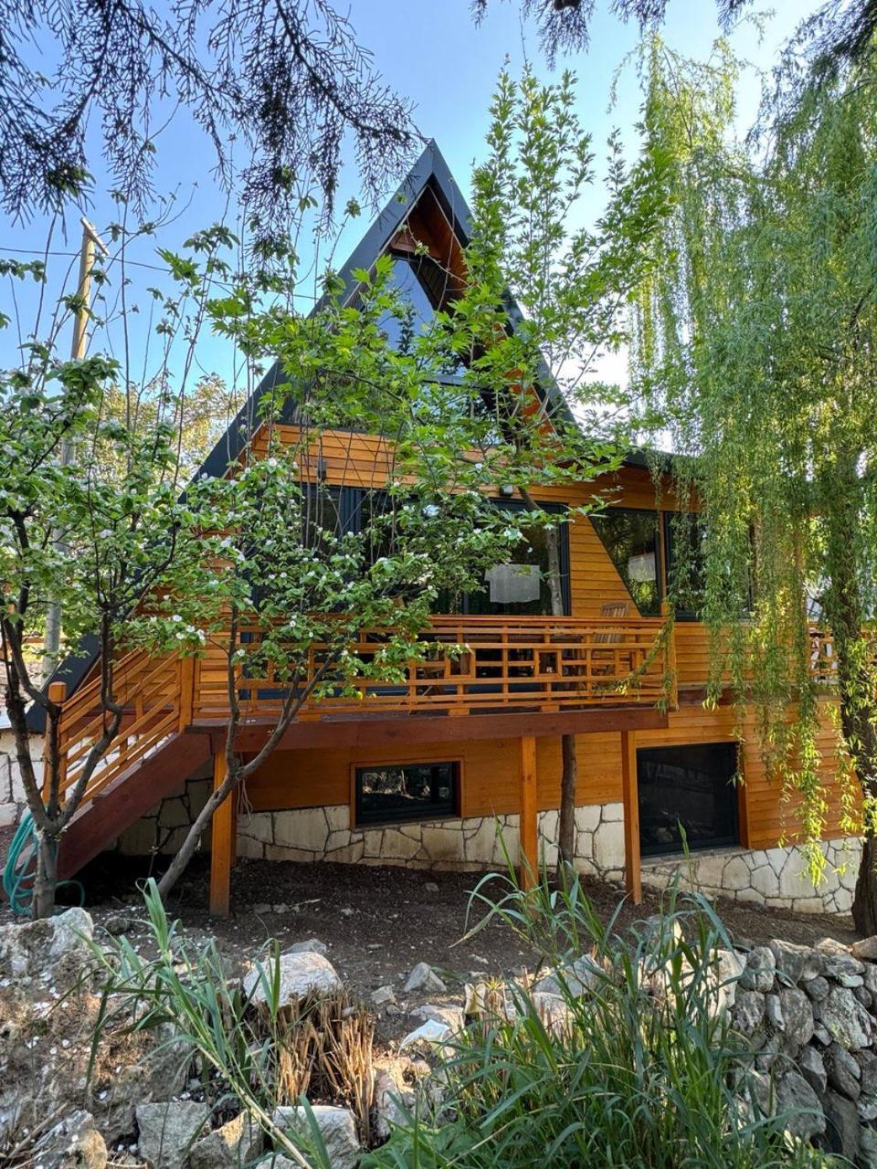 קמר Trinitys Forest Bungalows מראה חיצוני תמונה